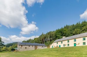 Gwedd y Glyn and Dinas Farmhouse, Llanwrtyd