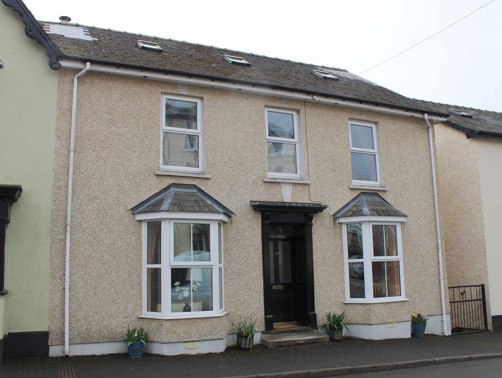 Terraced house in Llanwrtyd